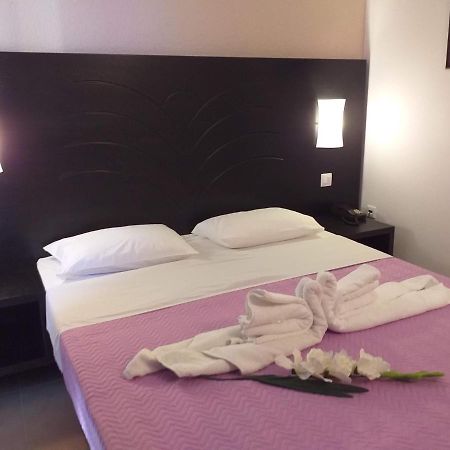 Castelia Bay Hotel Amoopi Eksteriør bilde