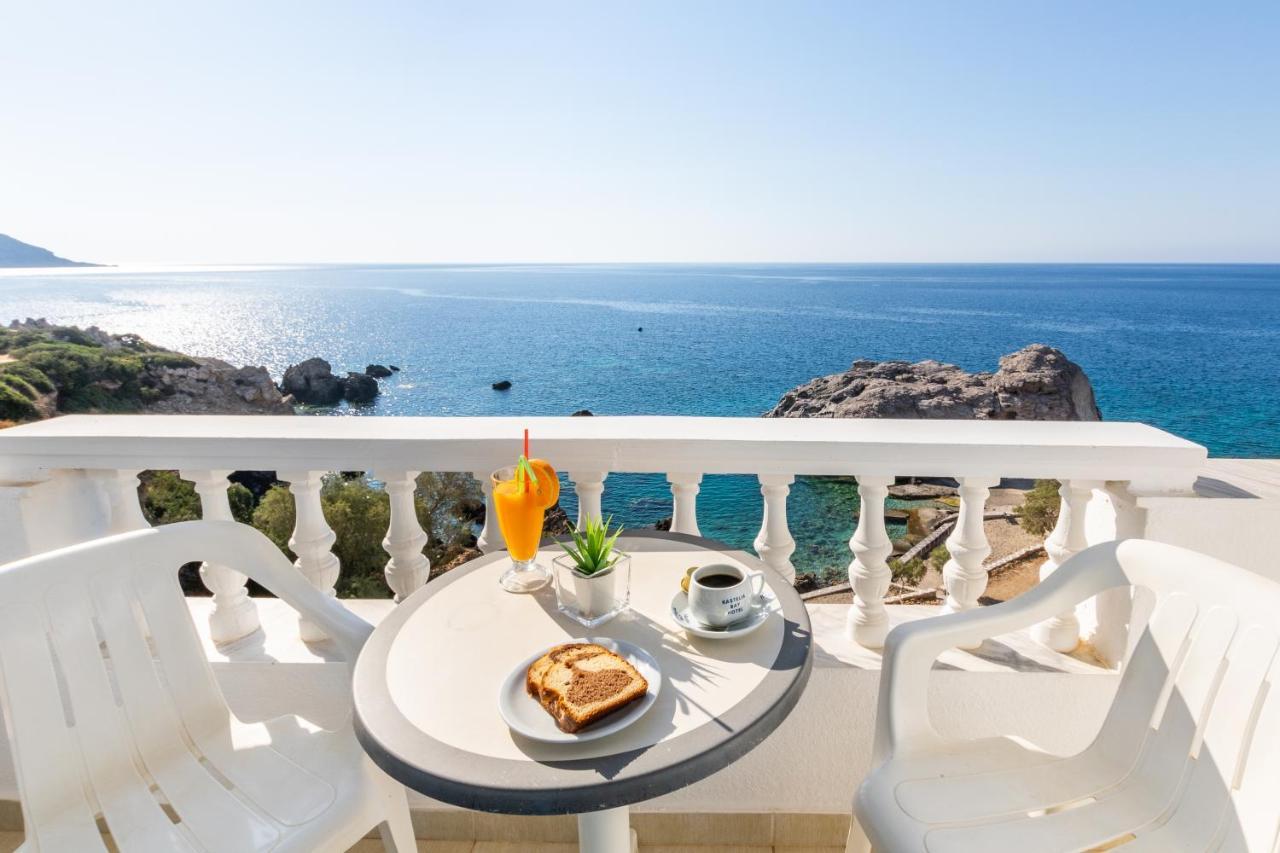 Castelia Bay Hotel Amoopi Eksteriør bilde
