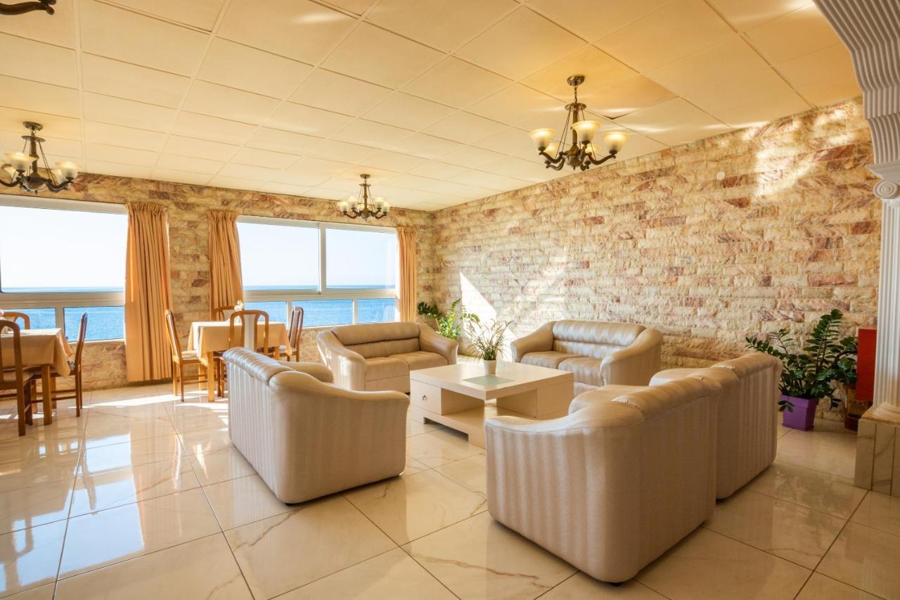 Castelia Bay Hotel Amoopi Eksteriør bilde