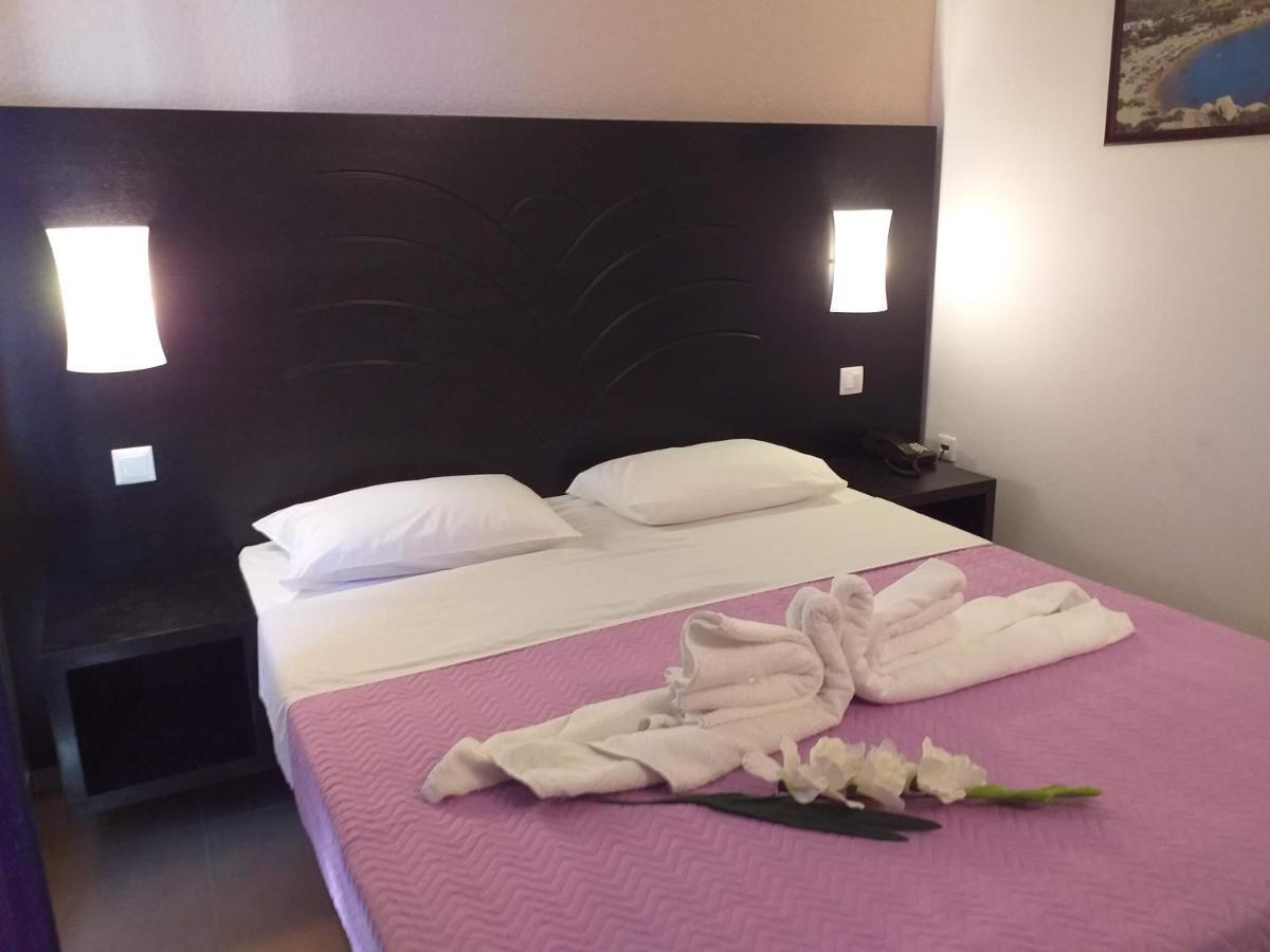Castelia Bay Hotel Amoopi Eksteriør bilde