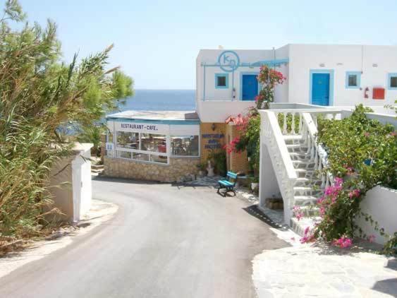 Castelia Bay Hotel Amoopi Eksteriør bilde