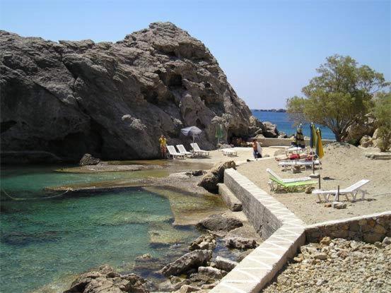 Castelia Bay Hotel Amoopi Eksteriør bilde