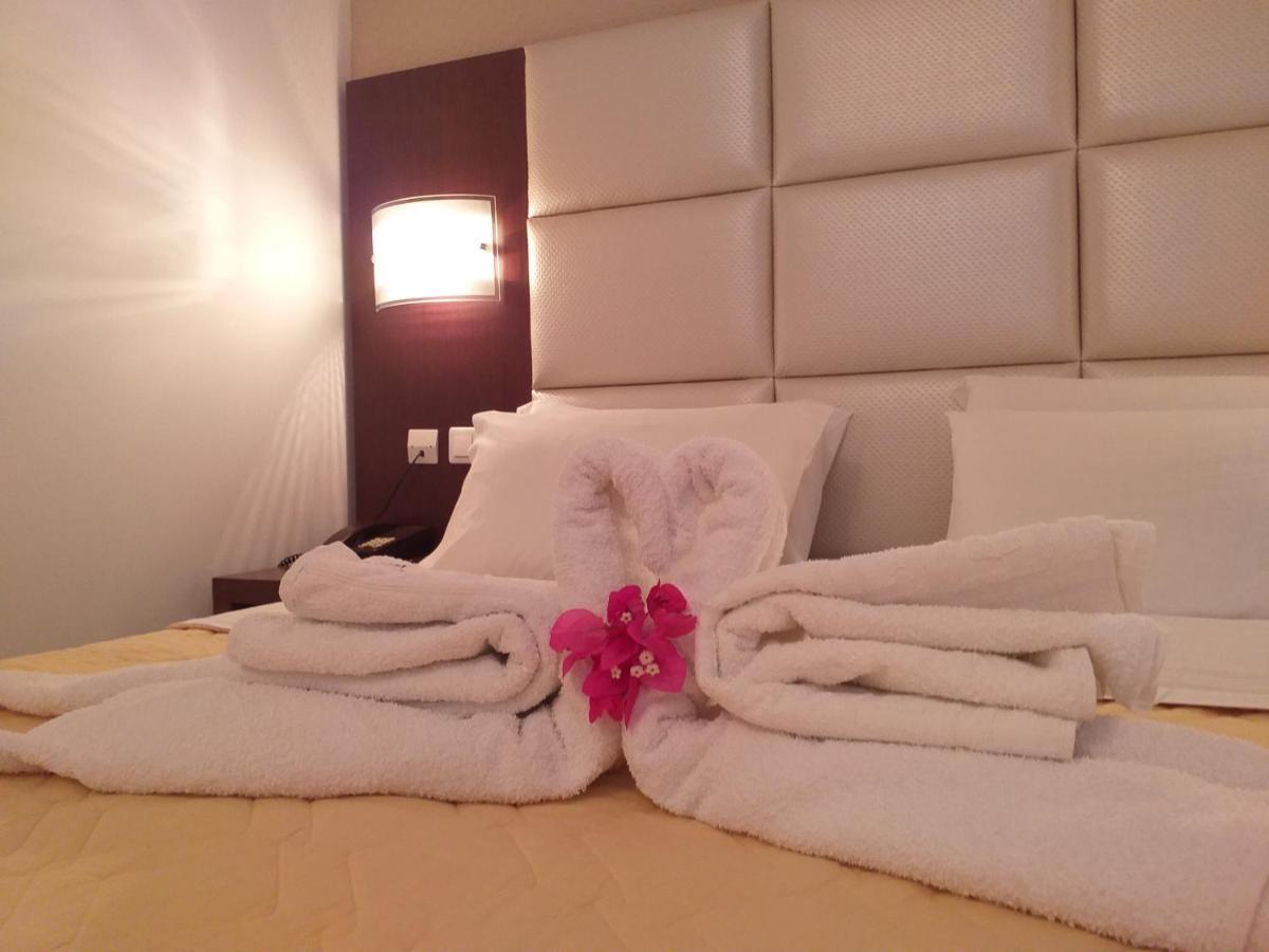 Castelia Bay Hotel Amoopi Eksteriør bilde